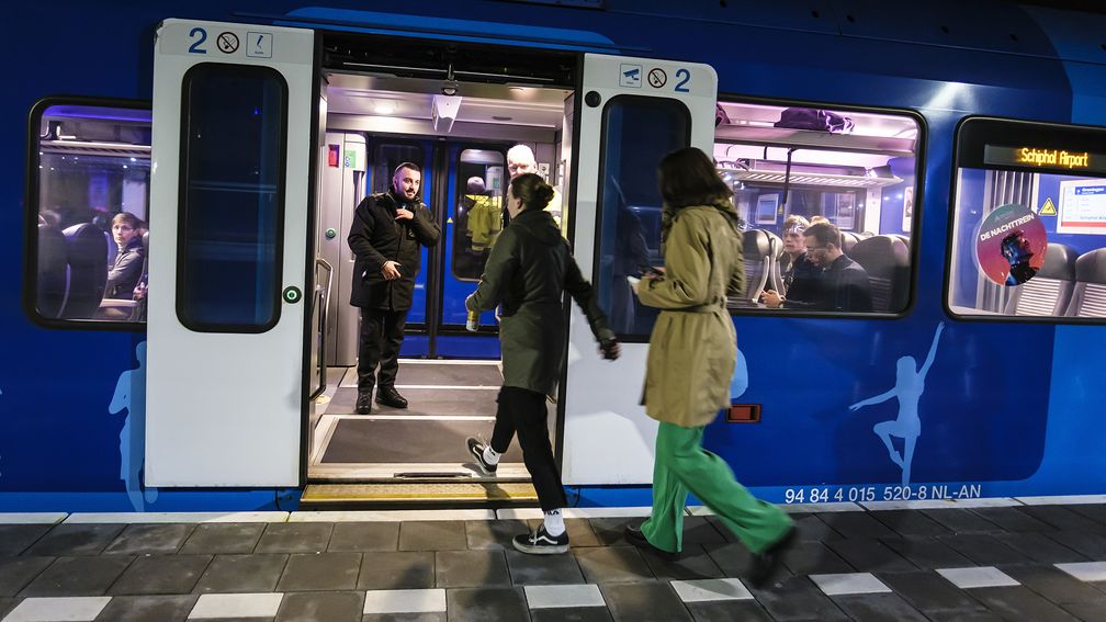 Ietsje meer concurrentie op het spoor: nachttrein Zwolle-Schiphol een feit