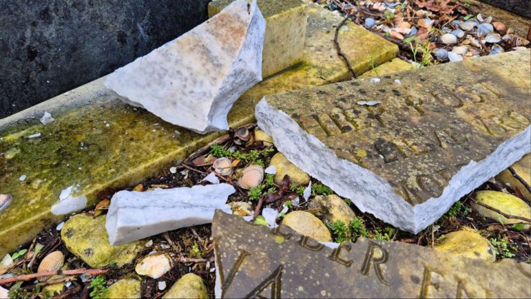 Opnieuw graven vernield op Haagse begraafplaats