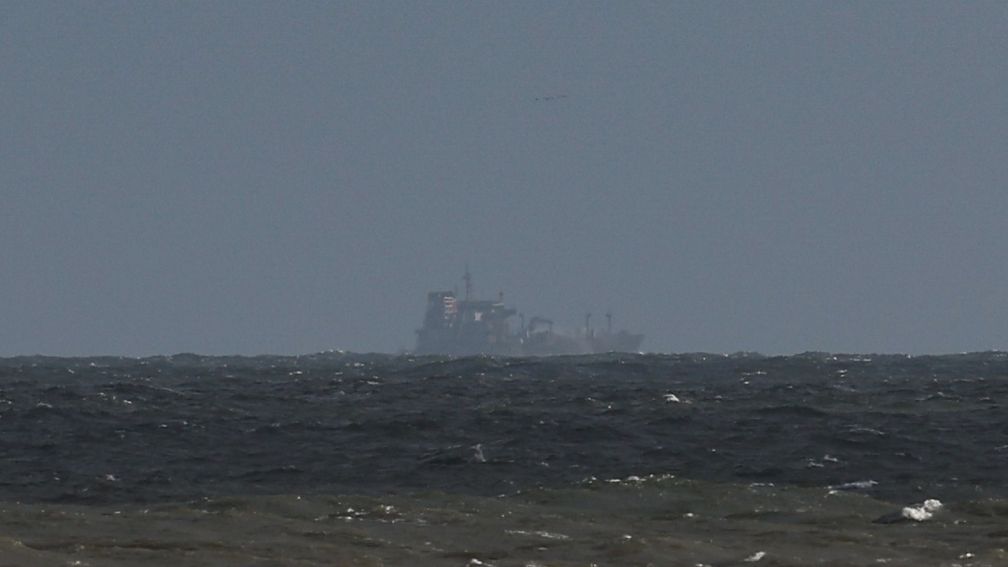 'Bij botsing betrokken vrachtschip gaat zinken'