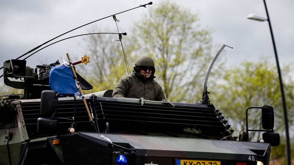 Defensie wil snel en veel mensen aantrekken, maar mist opleidingsplekken