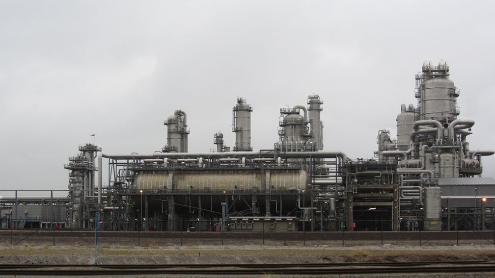 Chemiereus LyondellBasell sluit fabriek in Rotterdam: 160 banen weg