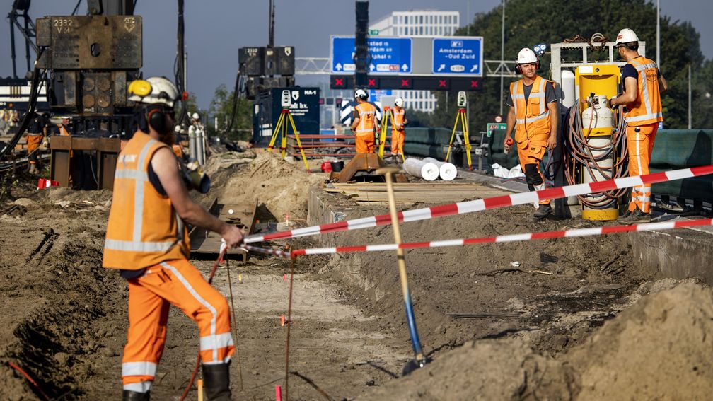 Elk jaar duizenden mensen met kanker door werk in de zon of met gevaarlijke stoffen