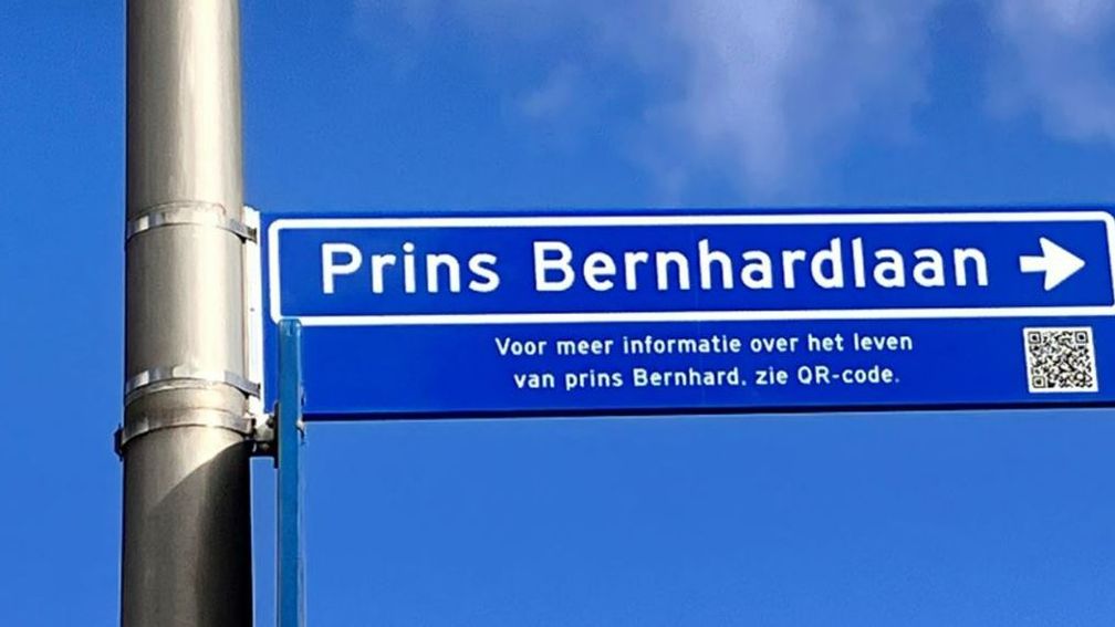 Utrecht past straatnaamborden Prins Bernhard aan