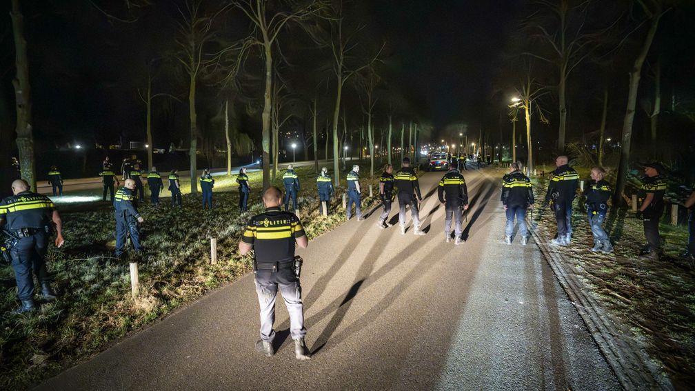 Politie grijpt in bij ongeregeldheden na amateurderby in Ede